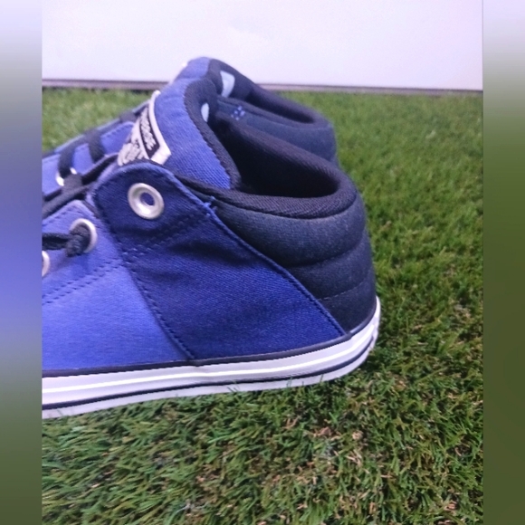 EUC! Boys Mid Converse - Picture 5 of 10